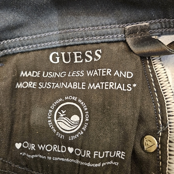 Dark rinse, high-waisted, boot cut Guess jeans - Picture 4 of 5